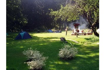 Tšehhi Vabariik Bungalov Police nad Metují, Eksterjöör